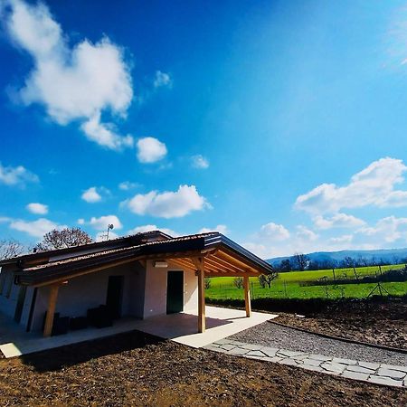 فندق La Casa Nel Bosco Borzano المظهر الخارجي الصورة